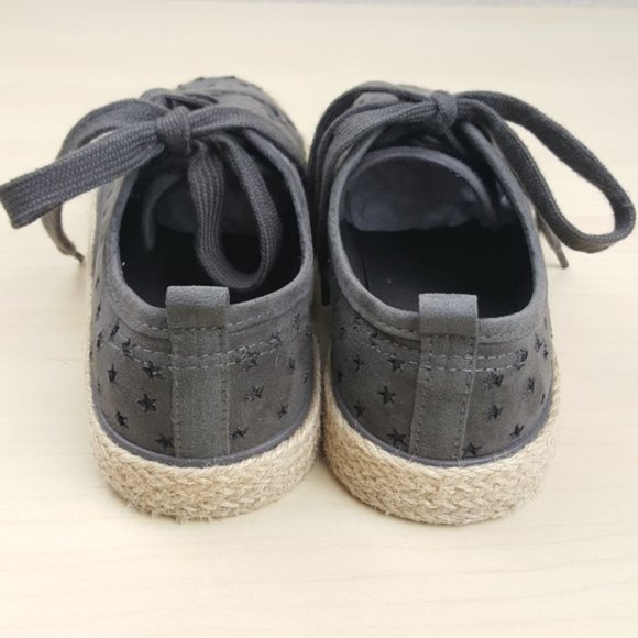 Universal Thread Star Cutout Espadrille Sneakers - Picture 3 of 8
